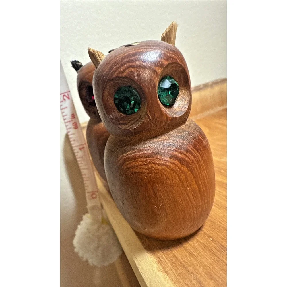 Vintage wooden‎ owl salt + pepper shaker rhinestone eyes green & red eyes
